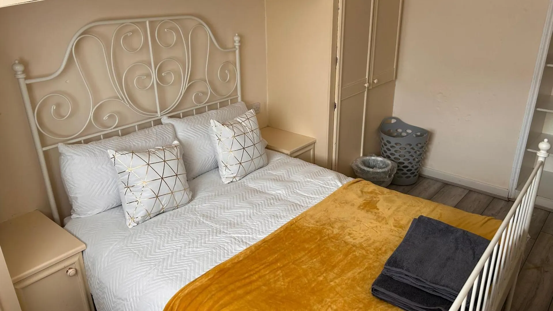 Elmer Rooms Elmer Room 5 Catford